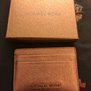 Soft Pink Michael Kors Money Piece